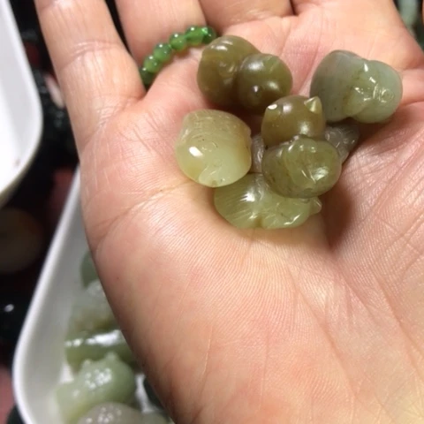 未镶嵌手链和田玉娜**妮