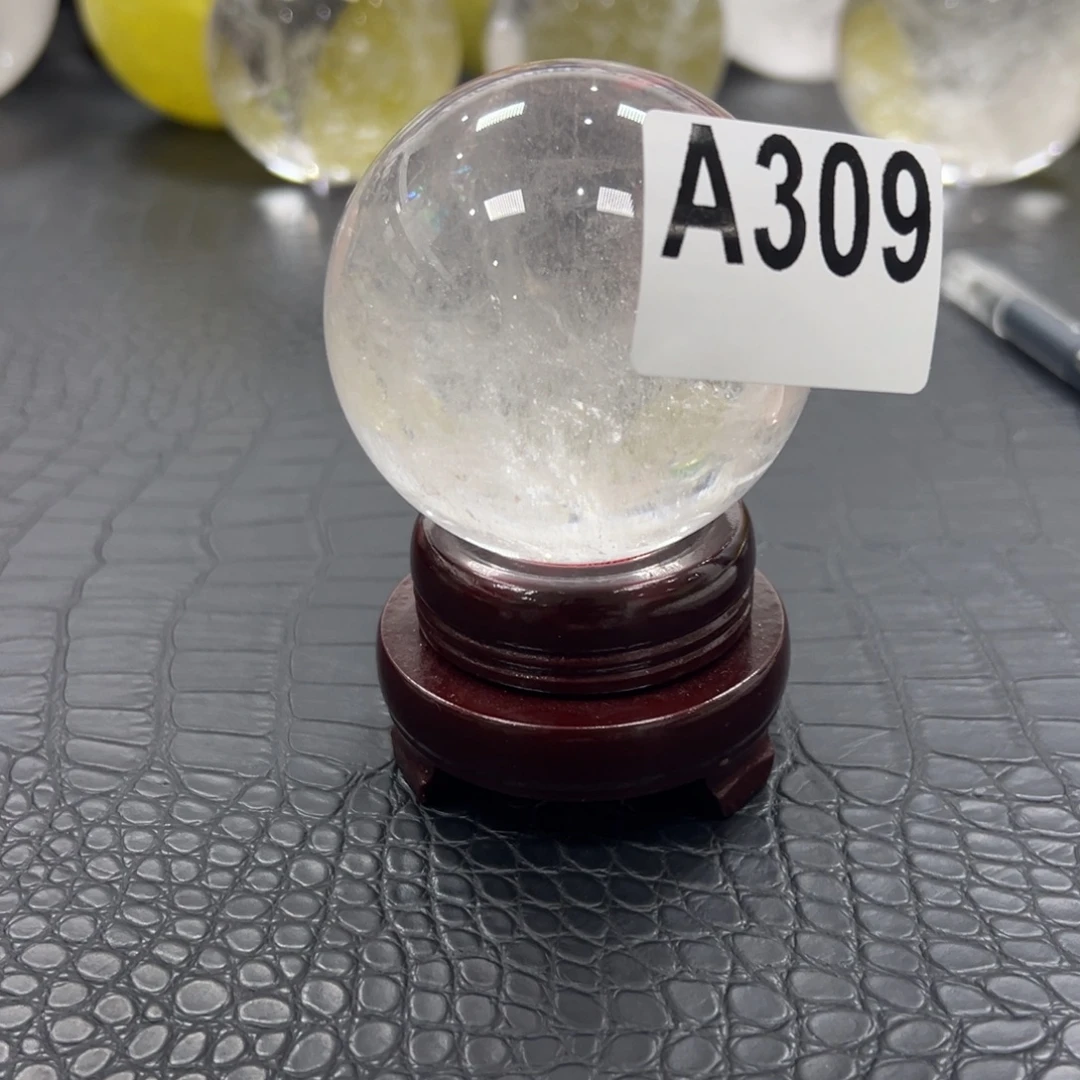 小***…石材天然白水晶球6.5