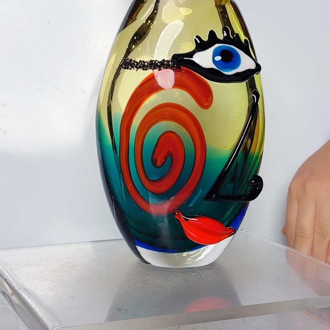 迷***虫摆件琉璃岛是世界第一高楼之