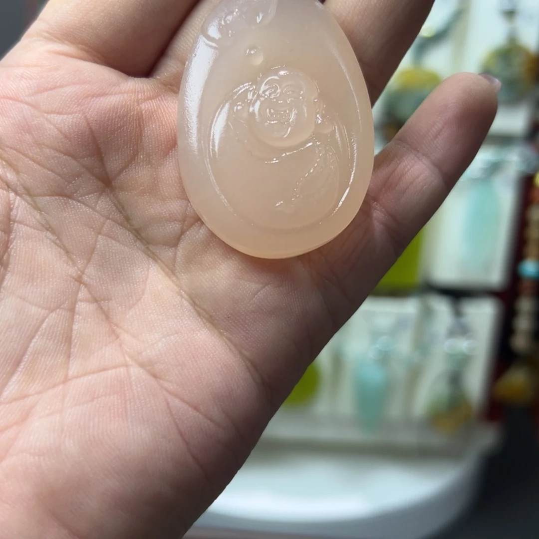 石英质玉未镶嵌颈饰