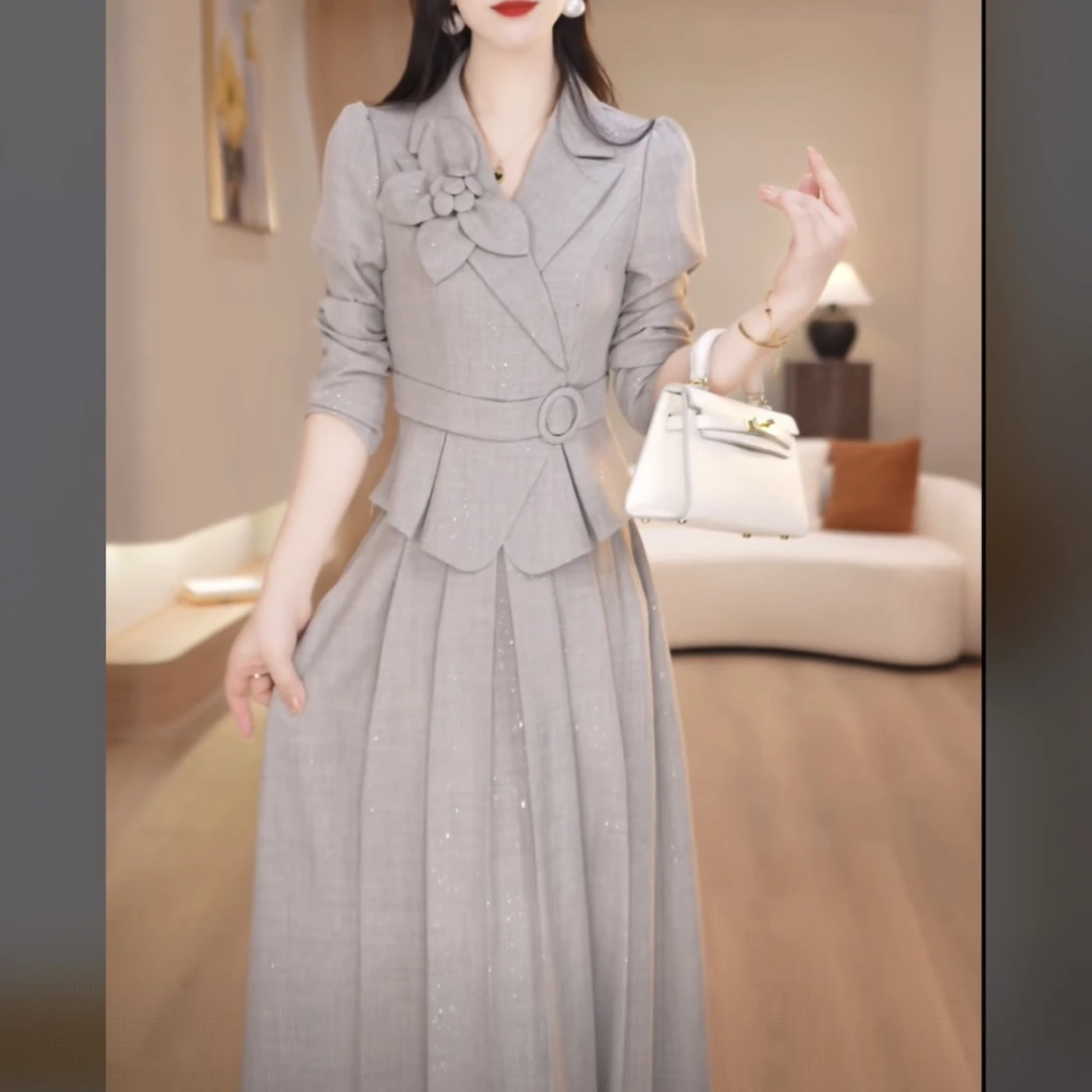 【上衣+半身裙】2025秋季新款纯色洋气简约时尚通勤两件套裙