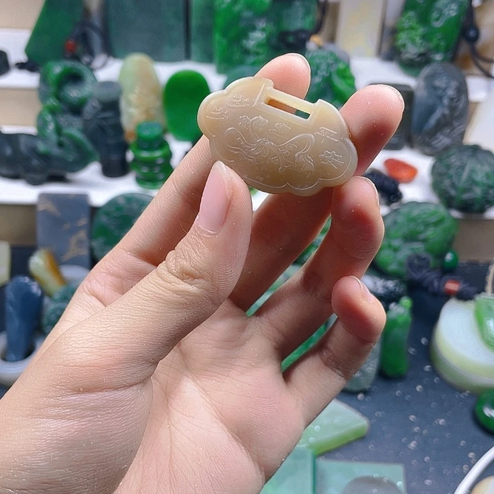 未镶嵌和田玉挂件