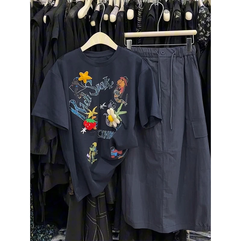 夏天穿搭一整套高级感洋气减龄时尚蓝色印花T恤工装半身裙套装女