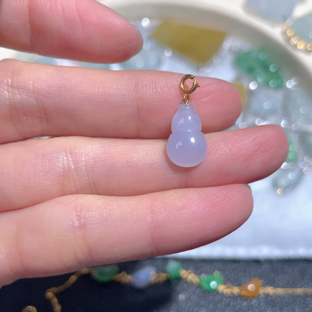 翡翠颈饰18K金镶嵌翡翠