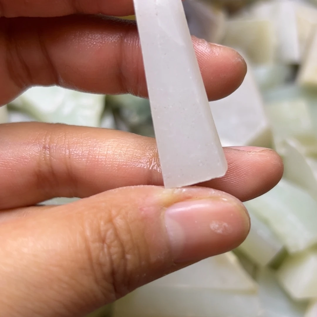 和田玉未镶嵌吊坠(不含链)