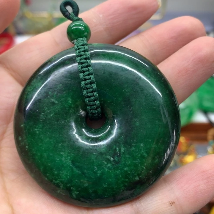 颈饰未镶嵌翡翠吊坠