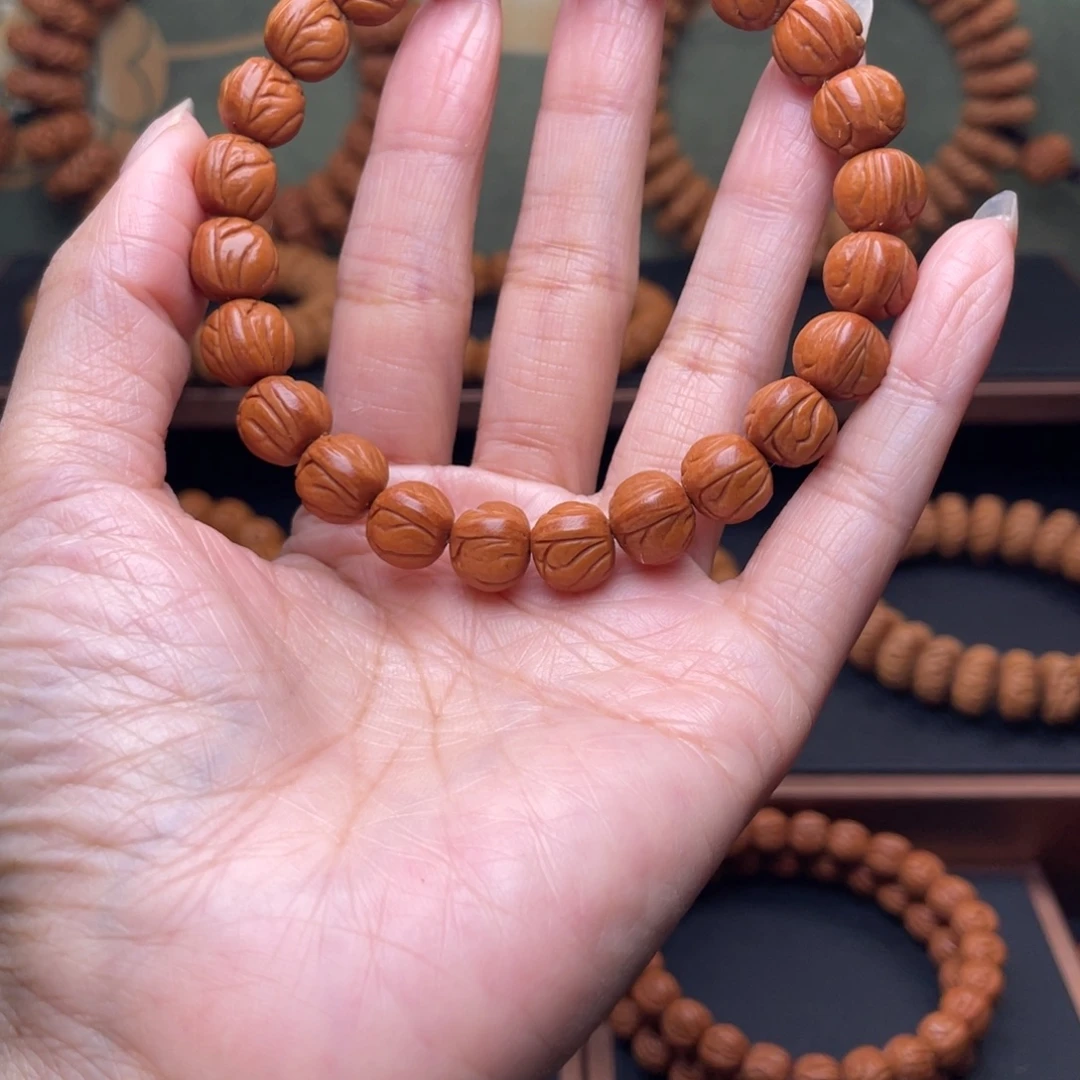 手串桃核10玉龙脊