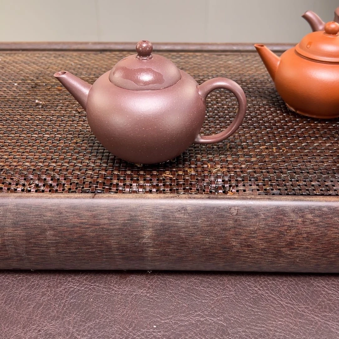 茶壶紫砂汽修厂和机械设备