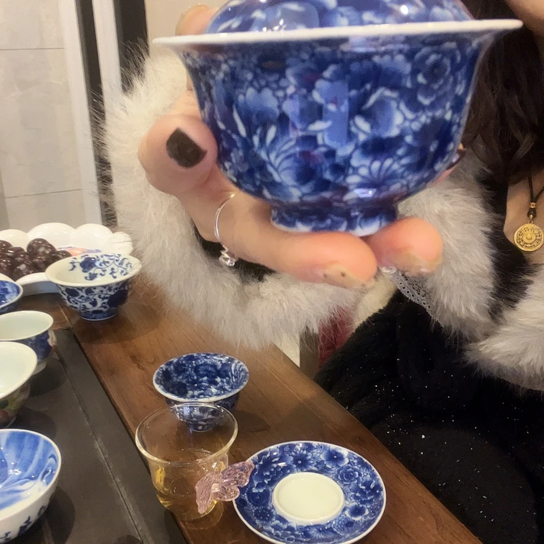 乡***思陶杯99999888元888杯白酒