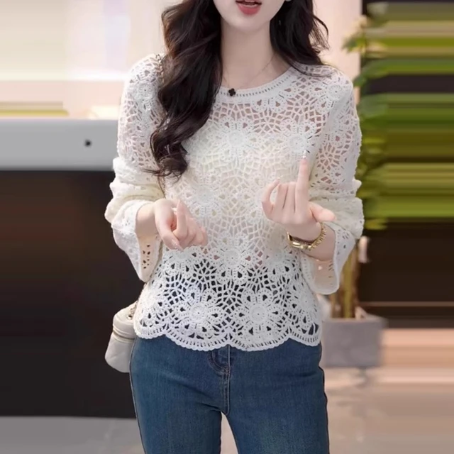 高级感小众镂空钩花针织衫女装2025春季新款喇叭长袖上衣防晒罩衫