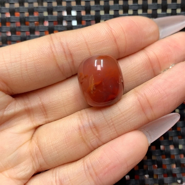 南红玛瑙配饰未镶嵌兔*霖