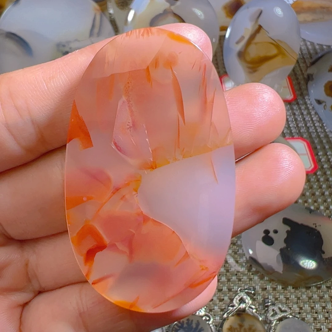 玛瑙/玉髓颈饰合金