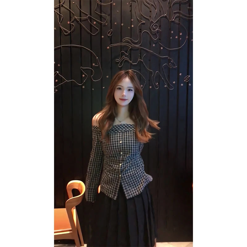 韩系学院风一字肩格子衬衫女2025新款早秋季穿搭气质显瘦半身裙