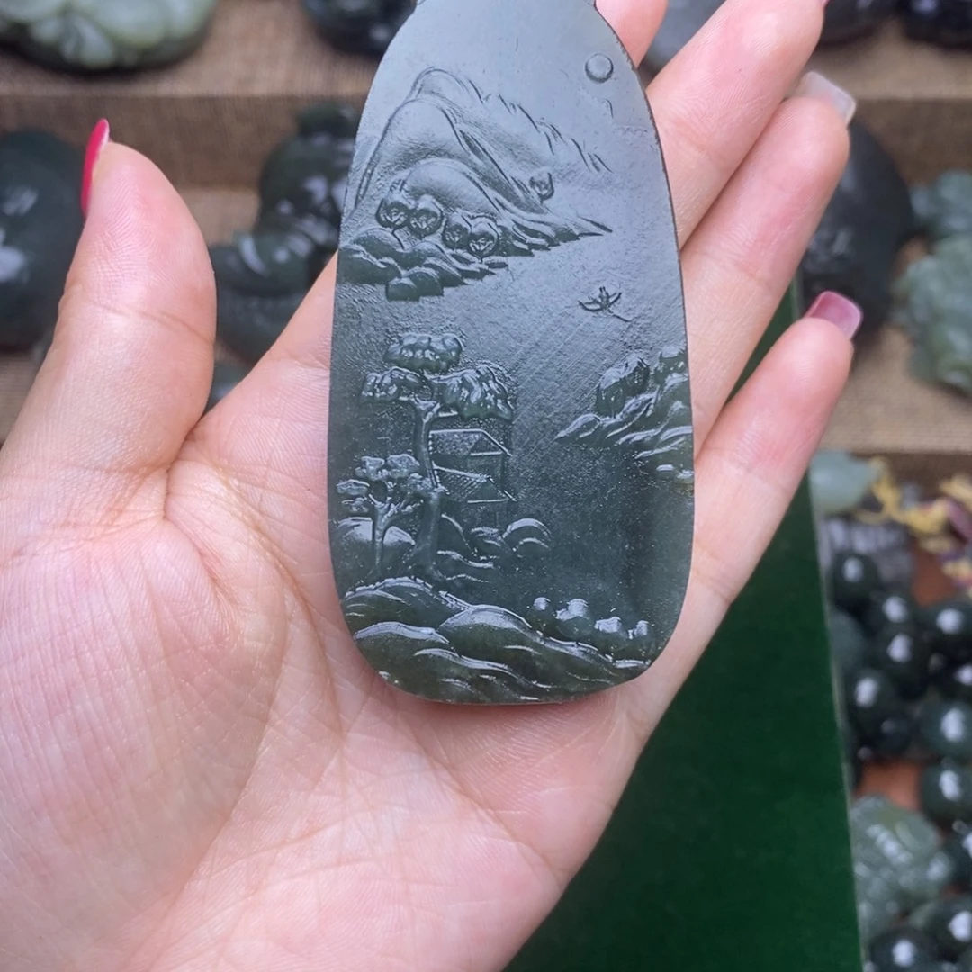 颈饰未镶嵌和田玉