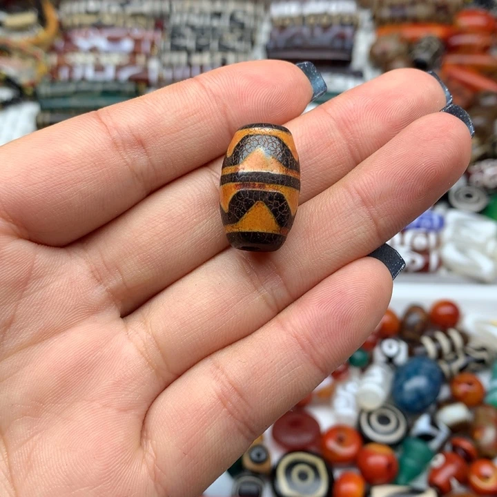 玛瑙/玉髓未镶嵌吊坠(赠链)