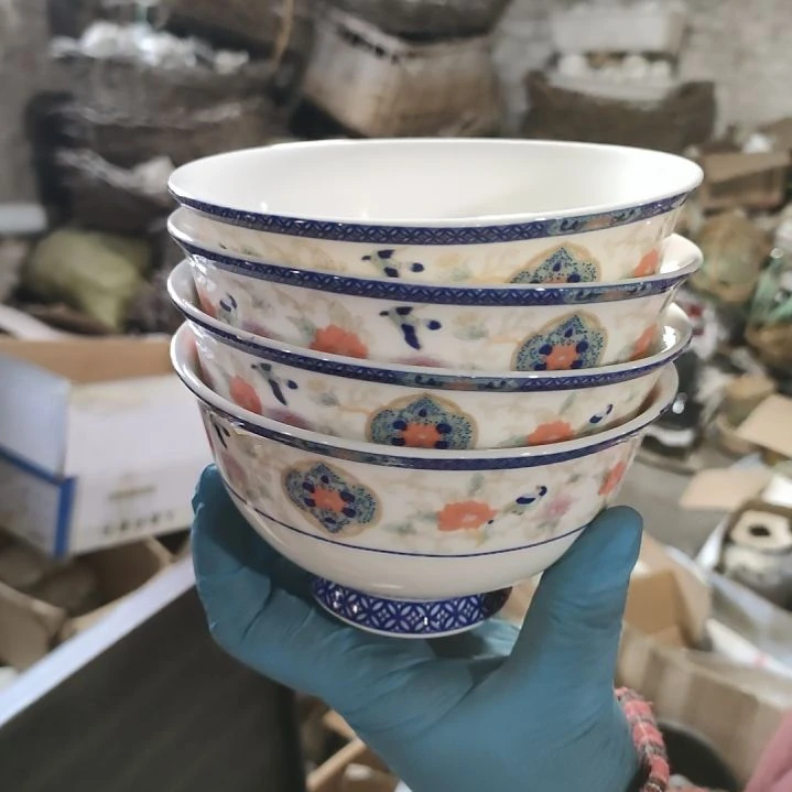 摆件陶瓷盘子碗啥都有