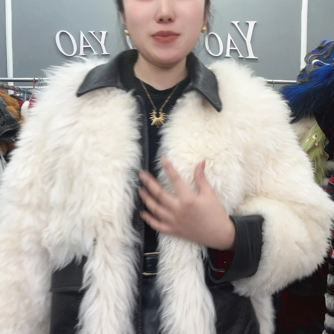 姚小妖家高端皮草