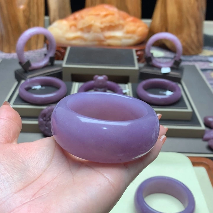 一***a石英质玉手镯未镶嵌