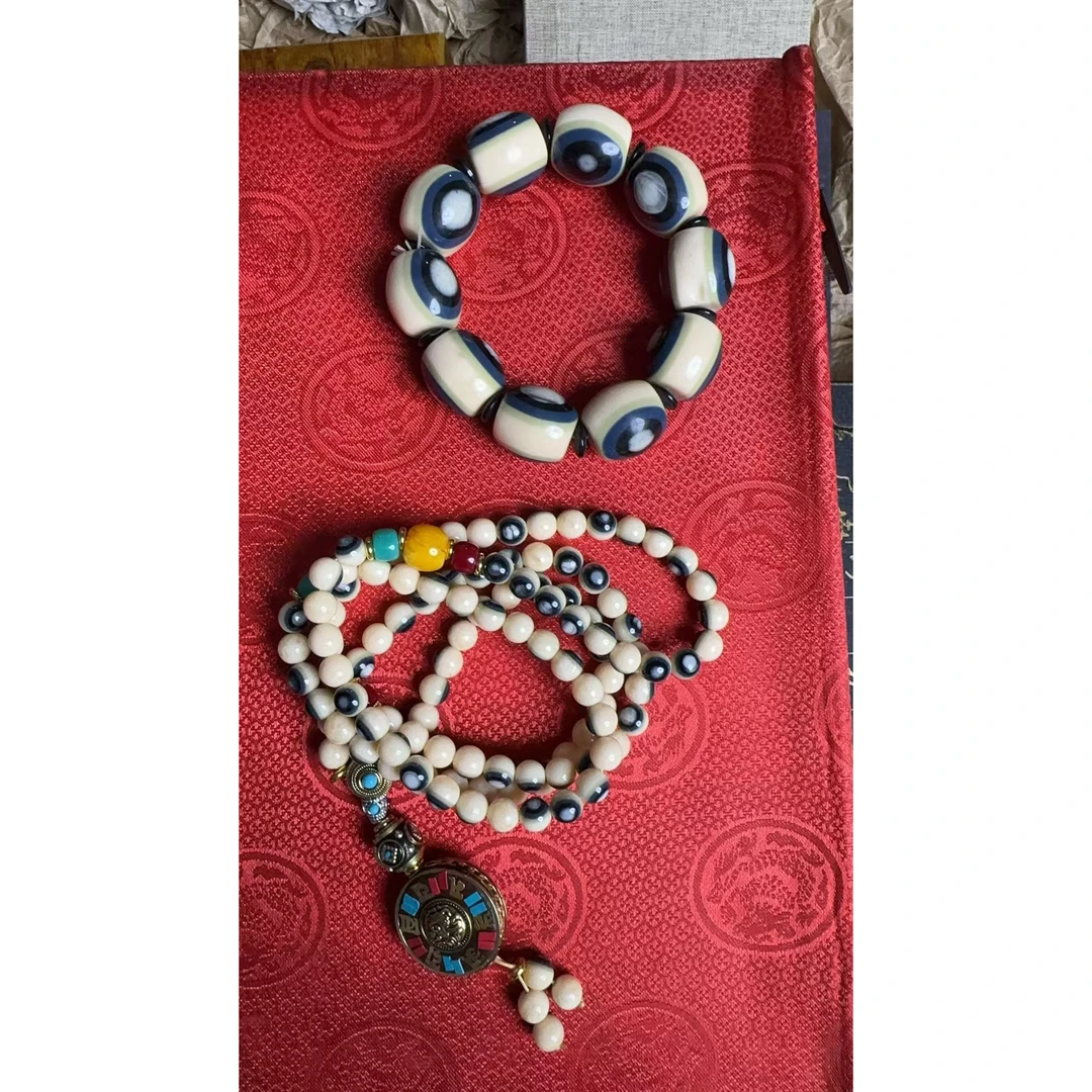 主播推荐 蓝眼猛犸108颗➕蓝眼手串