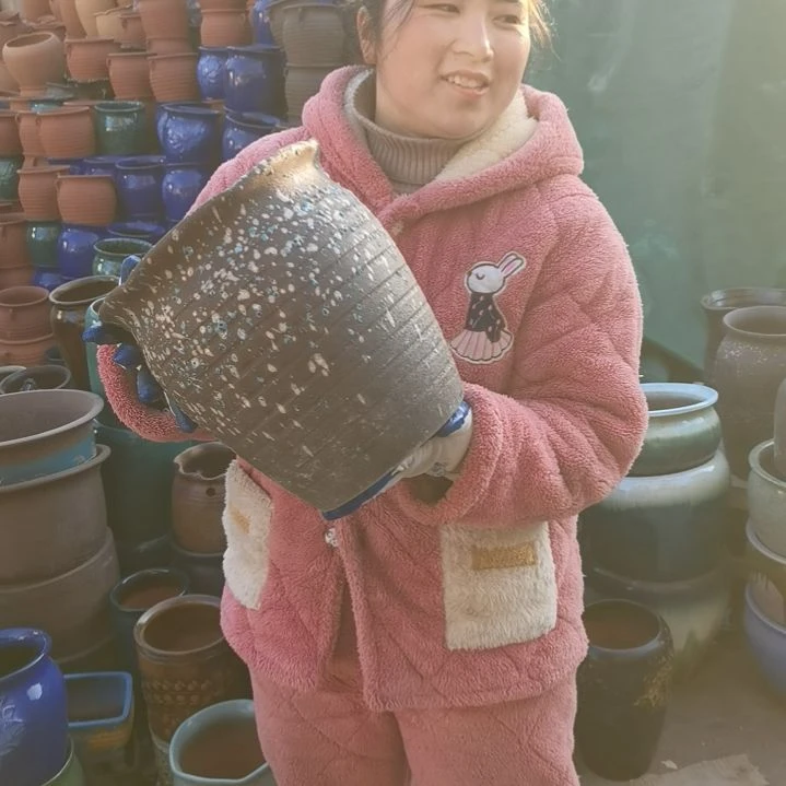 红陶口25高25瑕疵