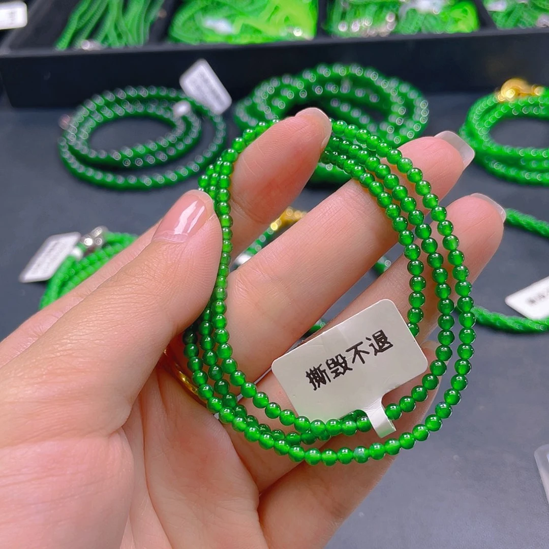 翡翠未镶嵌颈饰