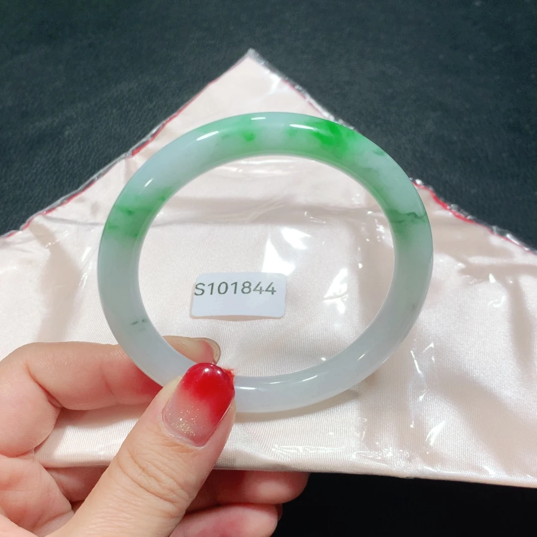 翡翠未镶嵌手镯（圆镯）S101844-03