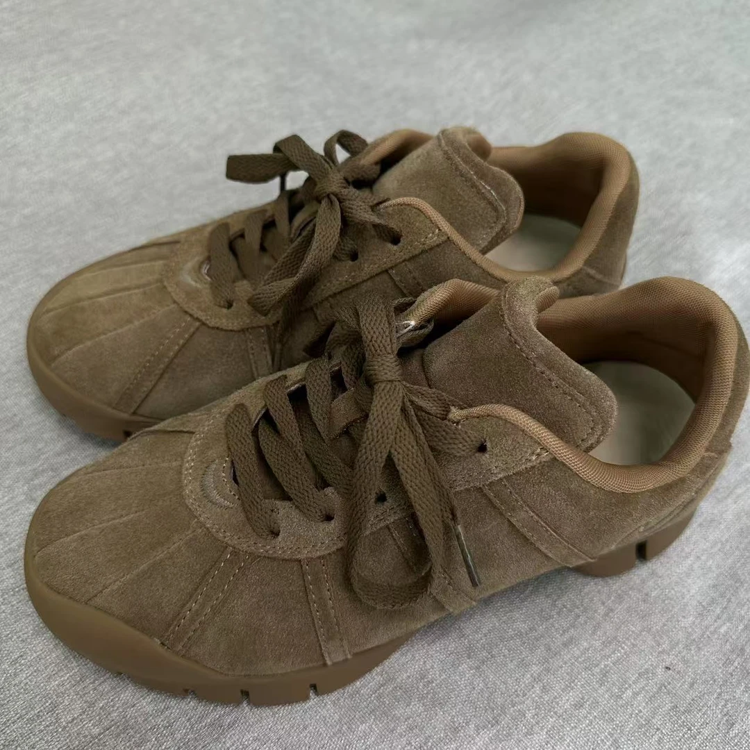 GX66020-11（聚水潭） 高端休闲运动鞋百搭时尚透气系带女士鞋子