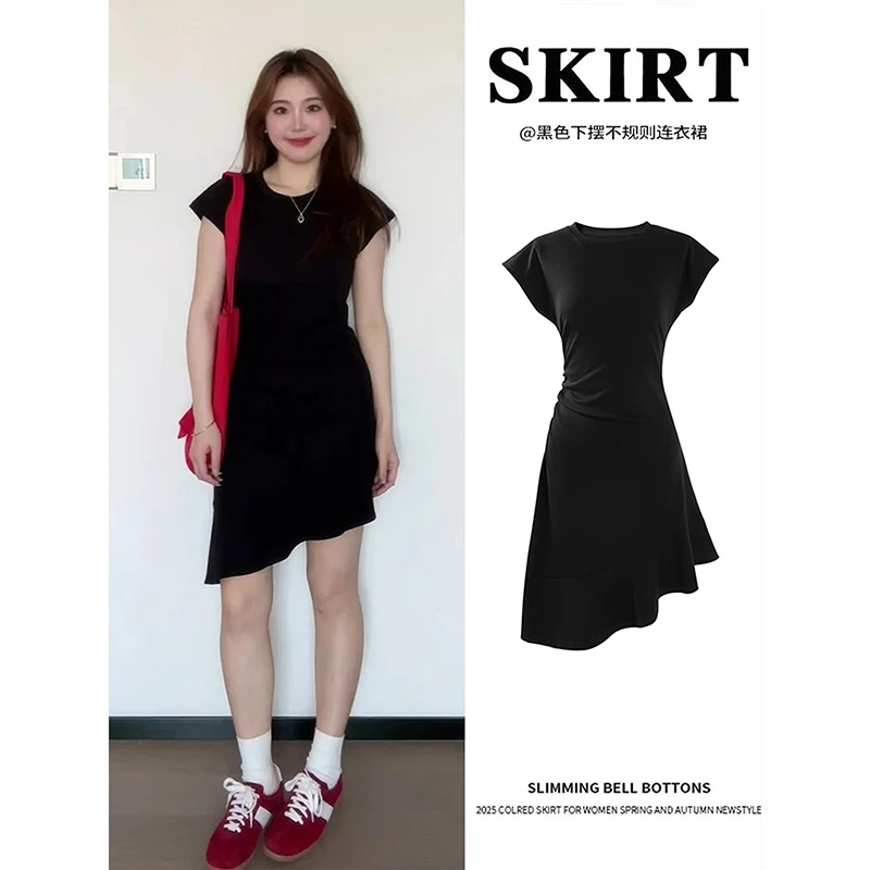 黑色t恤连衣裙女夏巨好看梨形微胖掐腰短裙穿搭夏日绝美小黑裙子