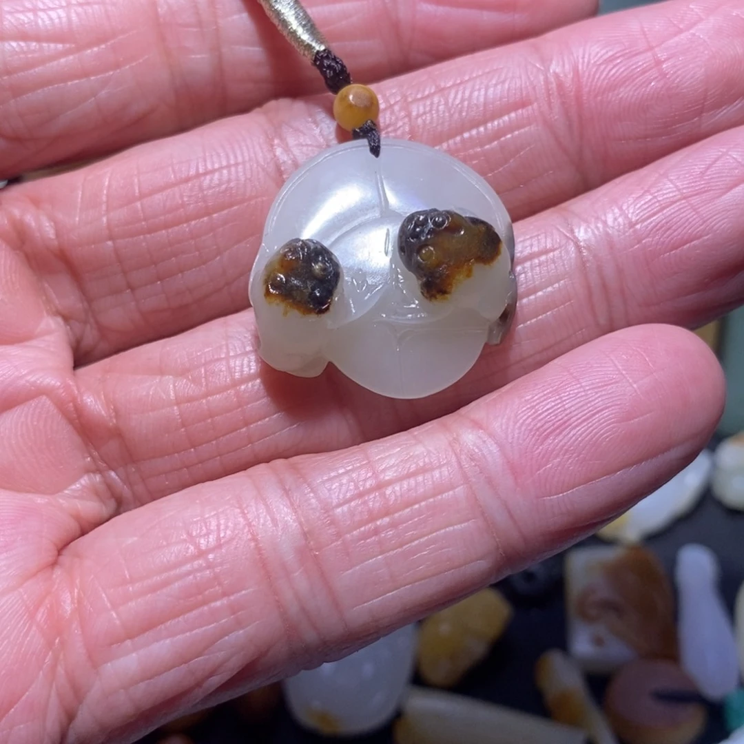 和田玉未镶嵌吊坠(不含链)