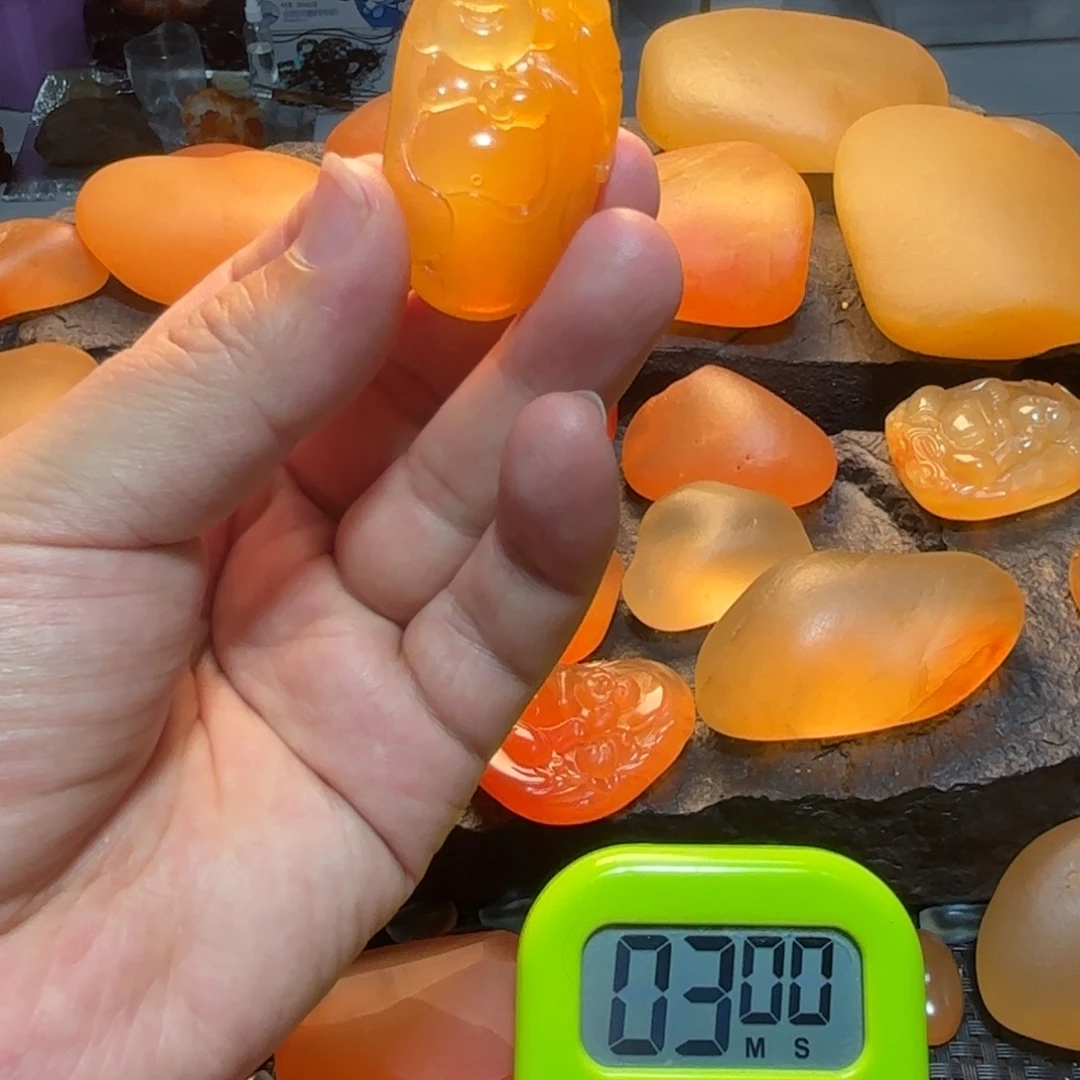 风***顺石英岩玉未镶嵌挂件