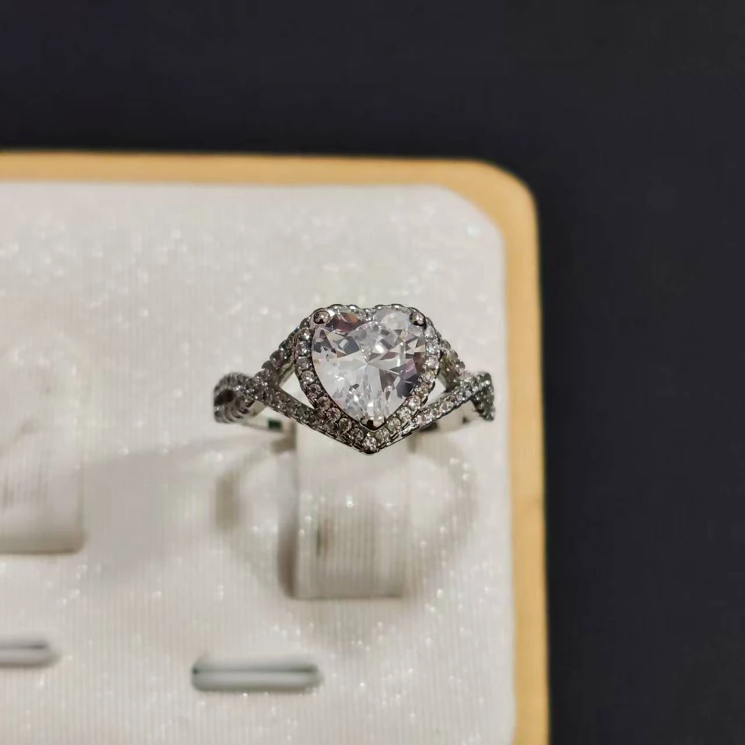 【南非定制】经典高级轻奢大气百搭戒指TZL26617