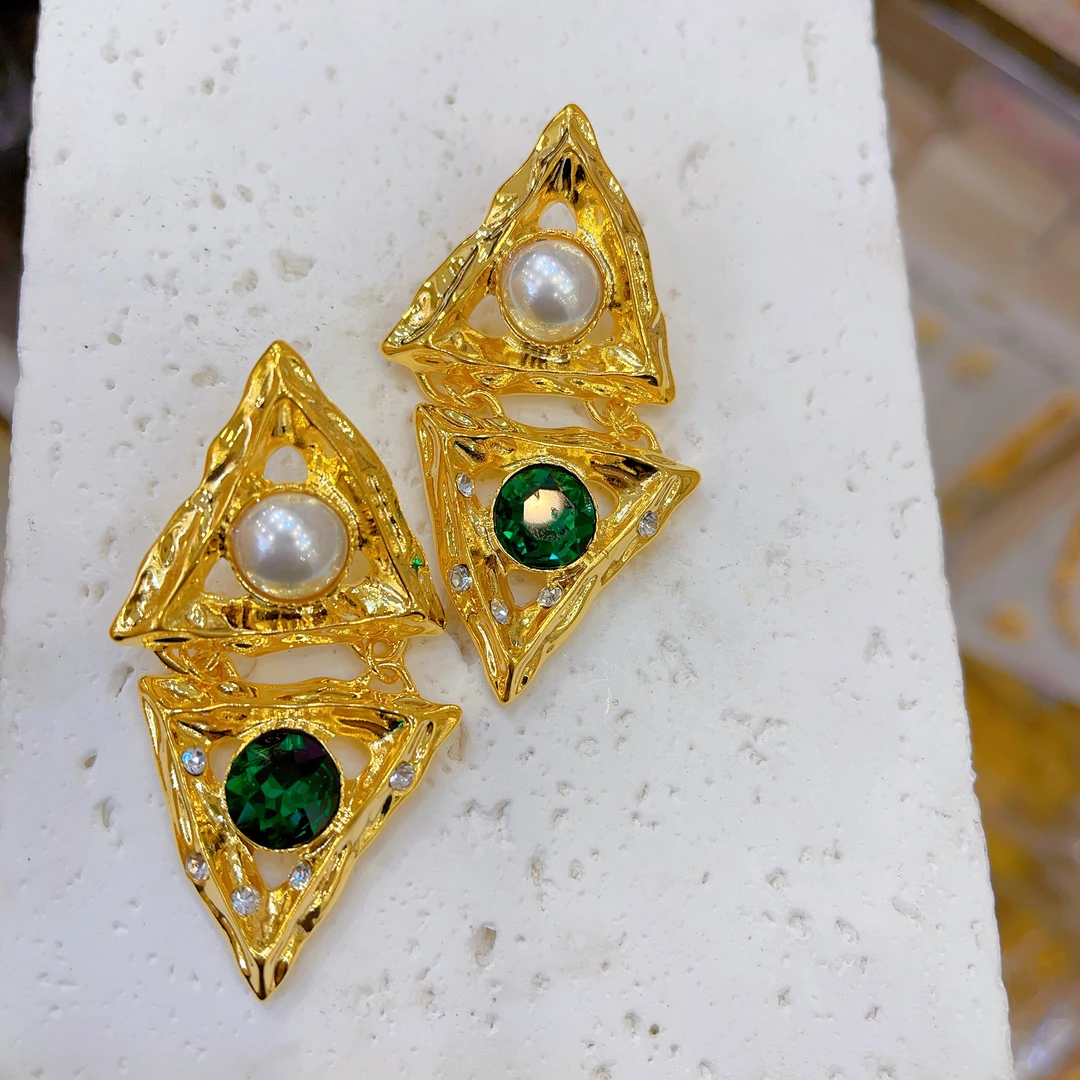 钛钢耳饰 395新款耳环爆款白搭时尚金色铜合金白搭复古