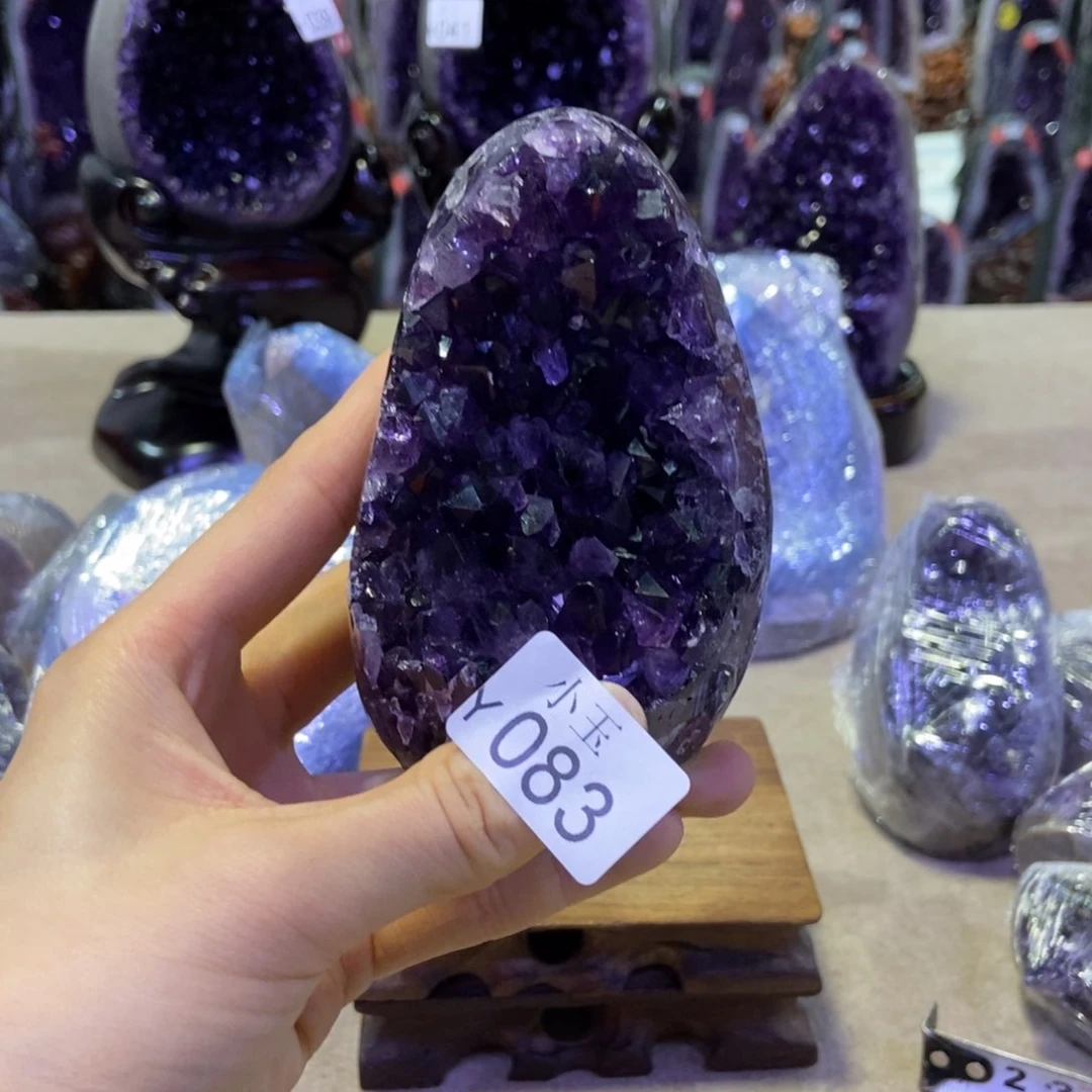 未镶嵌水晶大型摆件（非配饰）