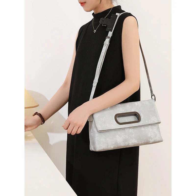 真皮腋下包折叠包新中式国风缎面百搭新款小众高级感链条斜挎包