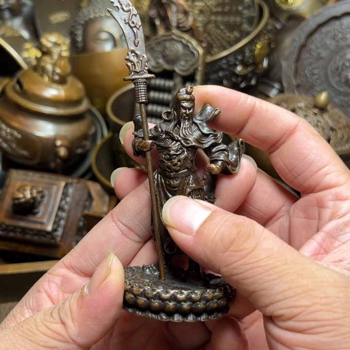 铜器摆件收收藏藏