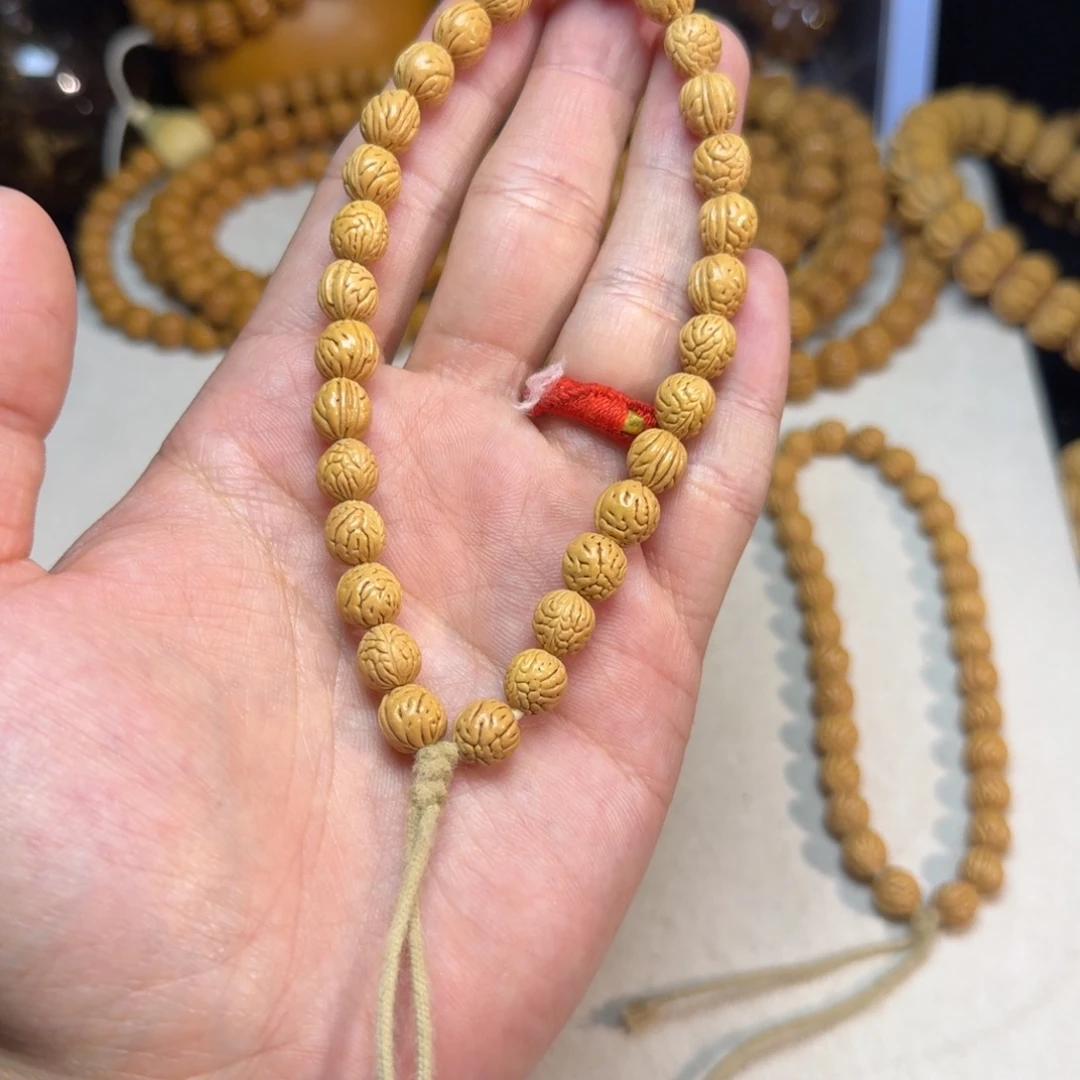 桃核吊坠0.7小桃核