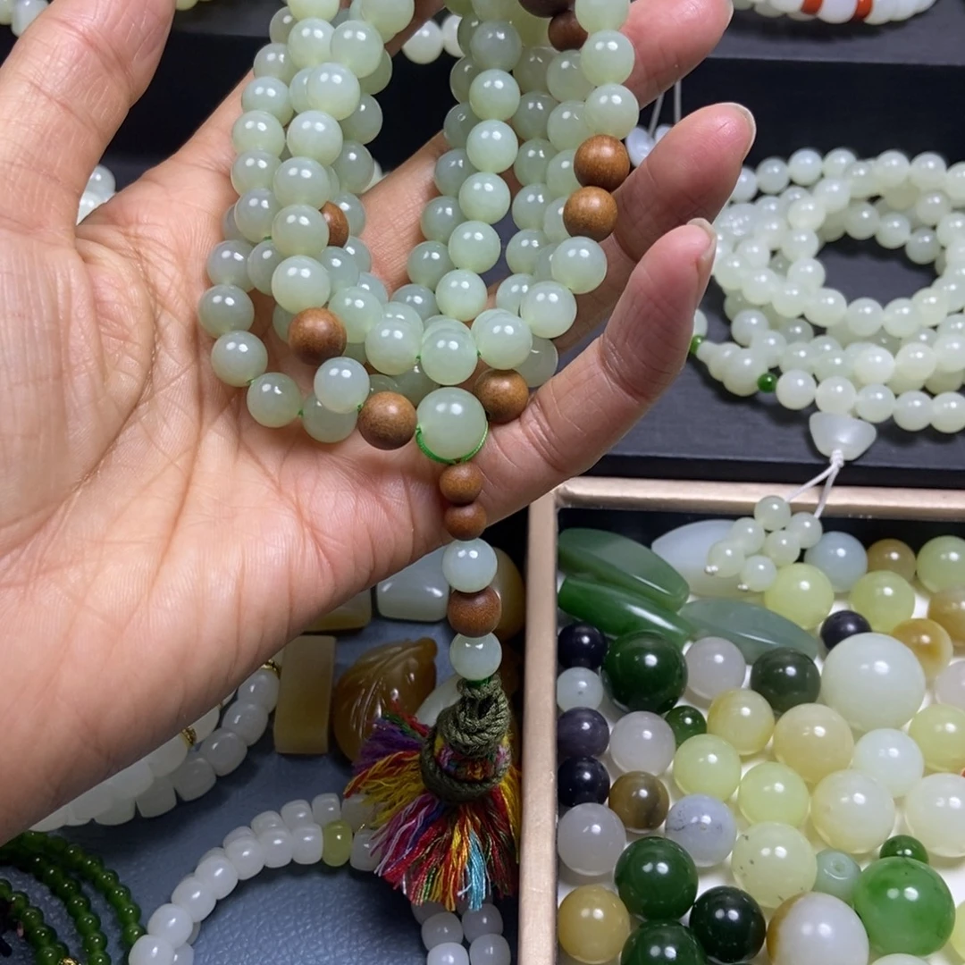 ꧁***꧂和田玉未镶嵌颈饰