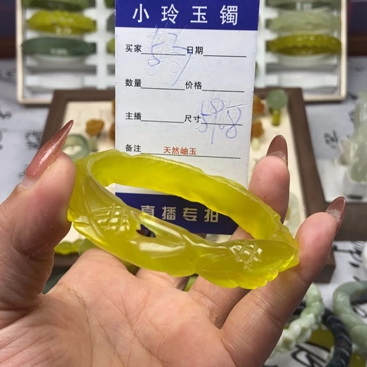 蛇纹石玉未镶嵌戒指