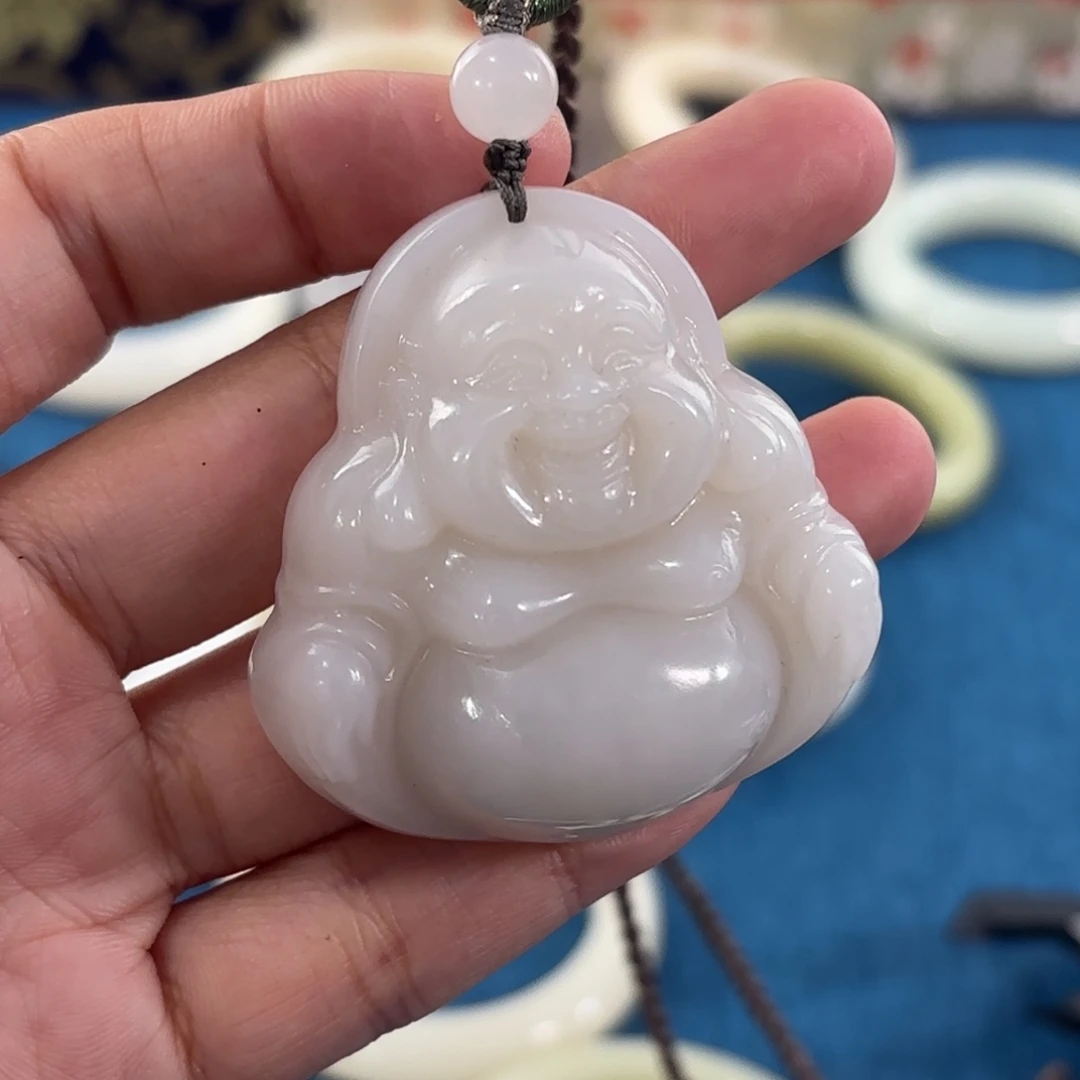 和田玉（糖玉）未镶嵌颈饰