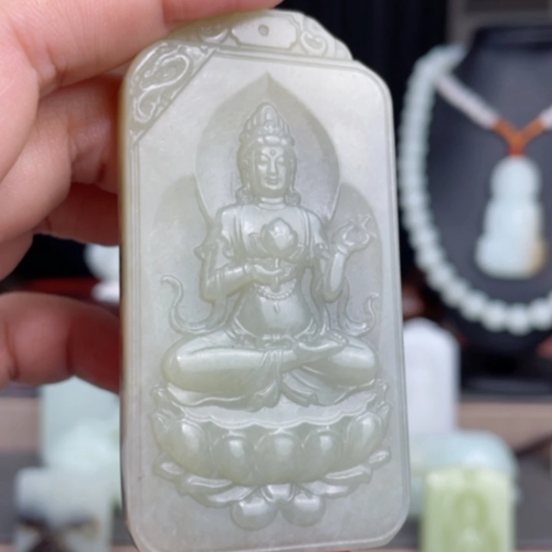 【闪购商品】颈饰未镶嵌和田玉