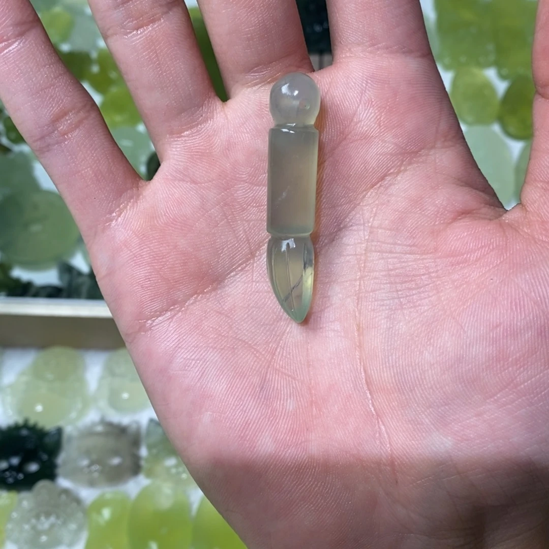 岫玉未镶嵌吊坠(不含链)