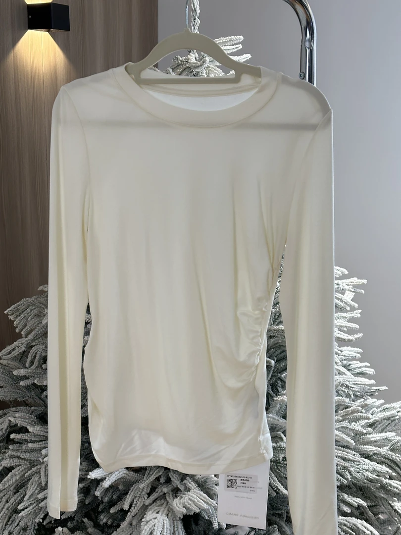 VENUIE纯色设计感小众收腰修身显瘦内搭打底上衣22101