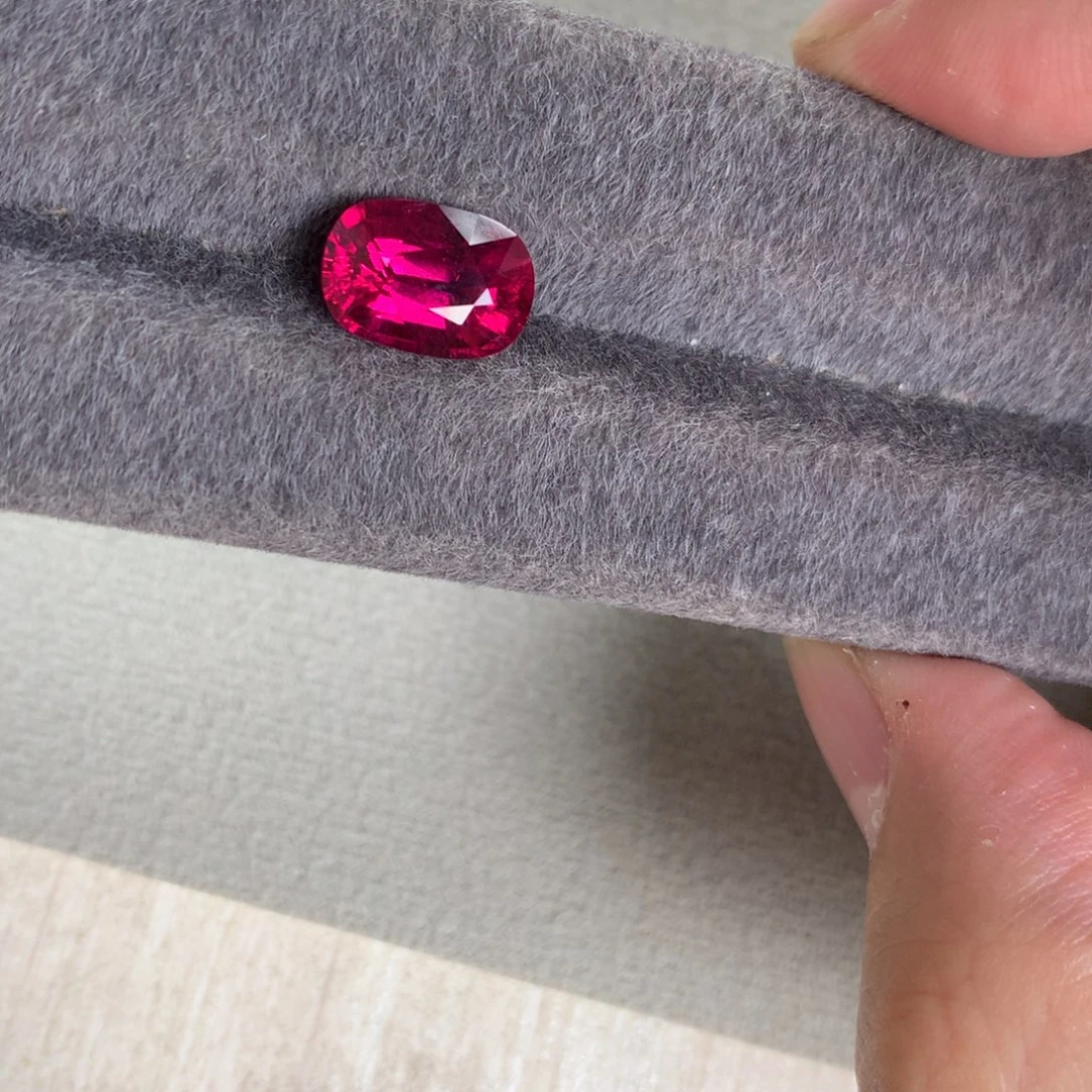 未镶嵌碧玺裸石4.58 火龙果