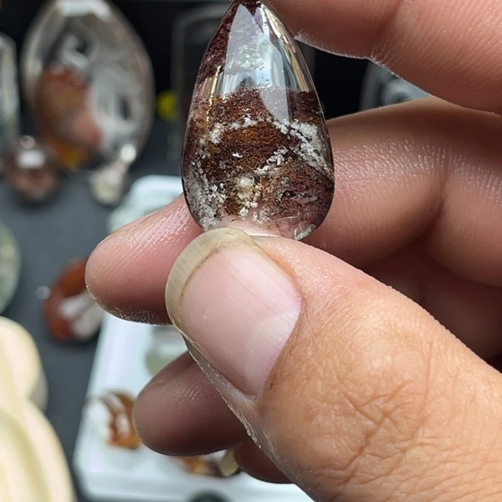 未镶嵌吊坠(赠链)水晶