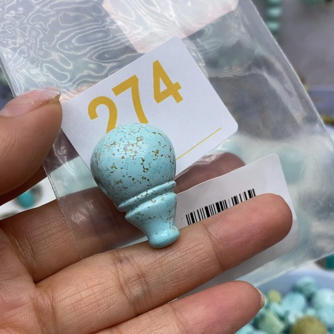 未镶嵌绿松石珠宝奇石