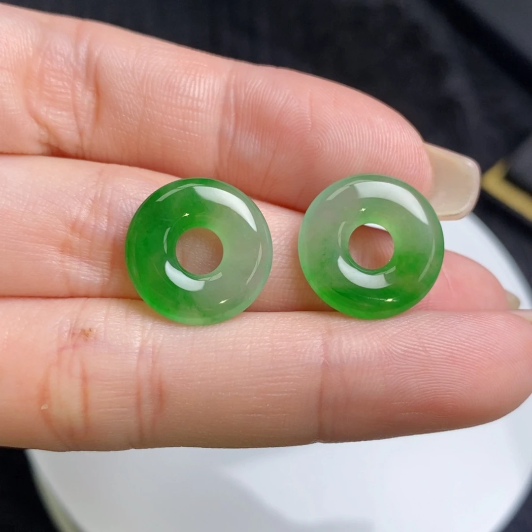 未镶嵌翡翠耳饰甜甜圈