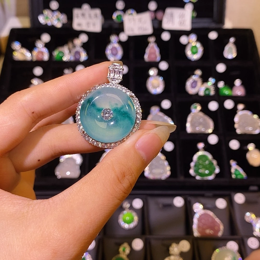 玛瑙/玉髓颈饰合金