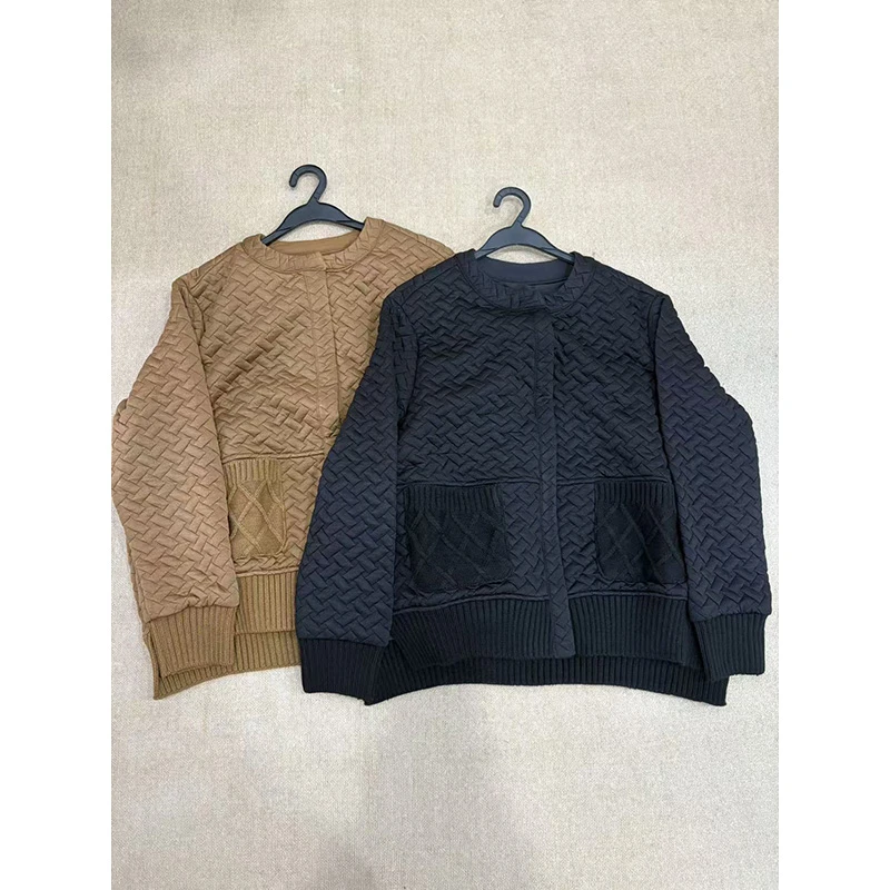 稻子家-时尚菱形格子外套85005