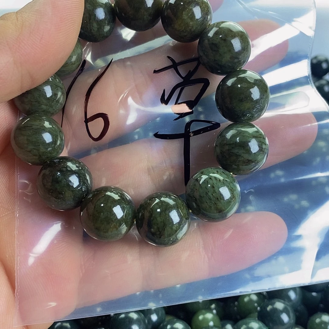 岫岩河磨玉（透闪石质玉）未镶嵌珠宝奇石