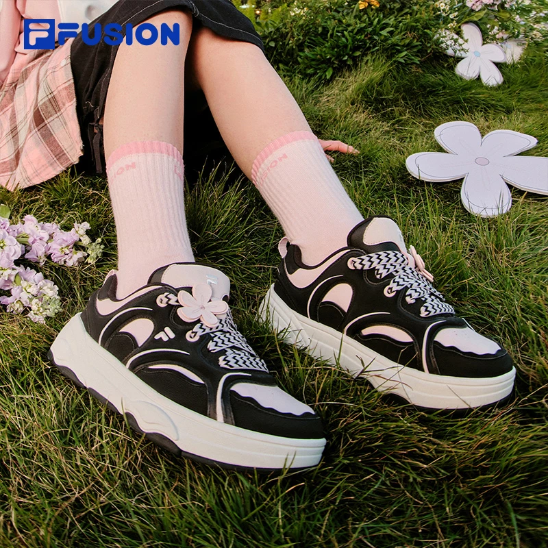 FILA斐乐簪花美丽女鞋2025春季青蛇年新款舞板鞋时尚休闲板鞋百搭